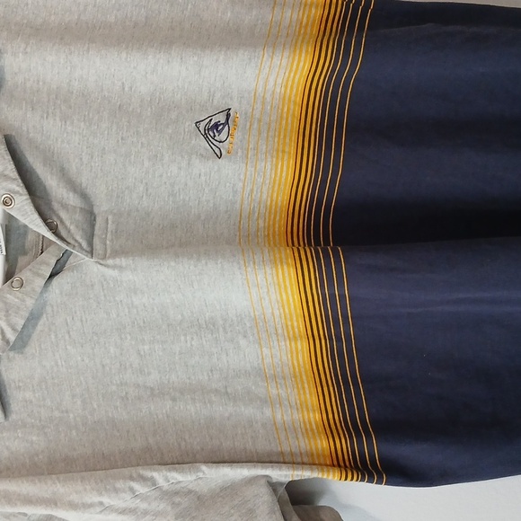 Curly Surf & Streetwear Blue & Gray Polo Casual Shirt Men's Size Medium - Picture 2 of 6